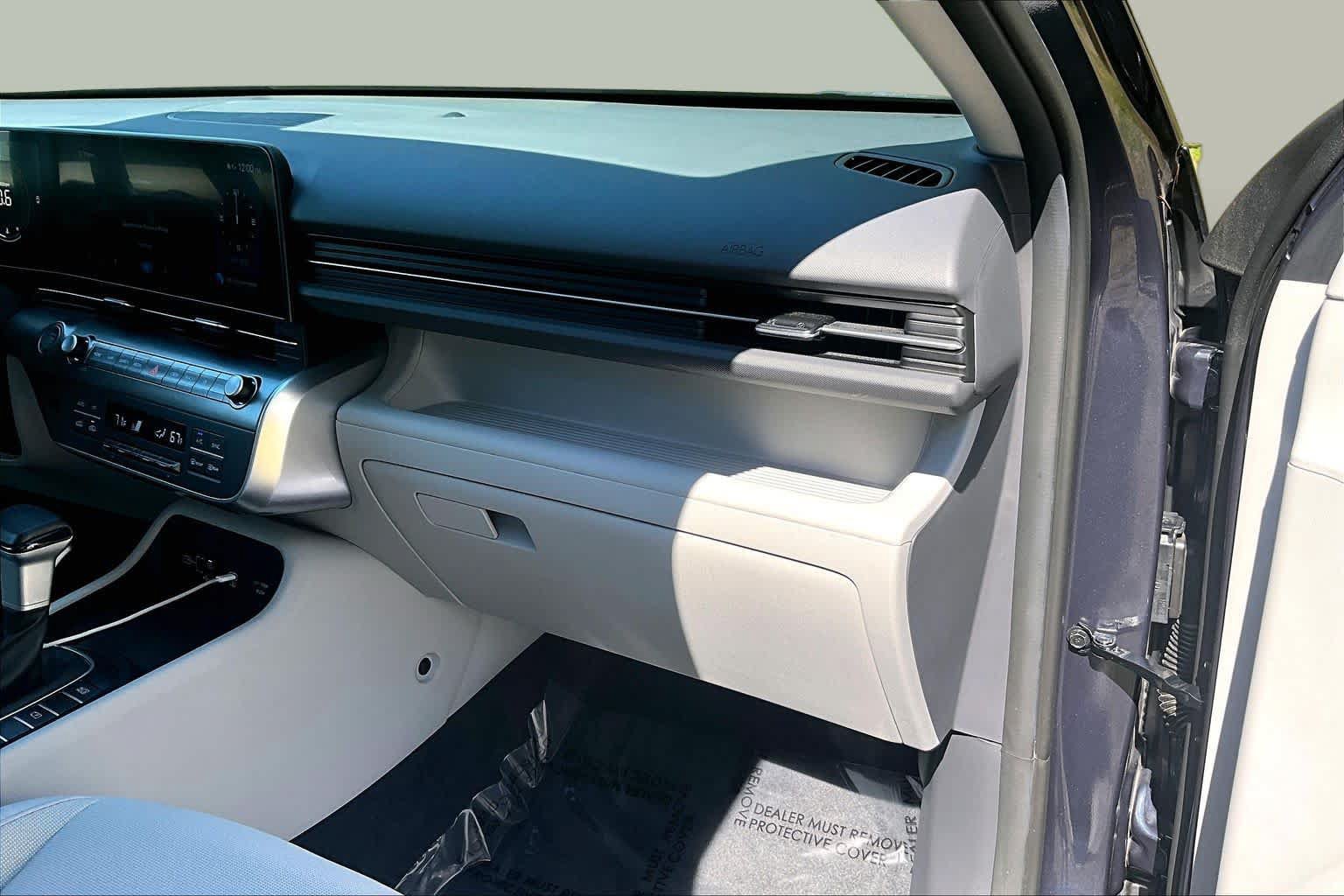 Used 2024 Hyundai Kona SEL FWD image 19