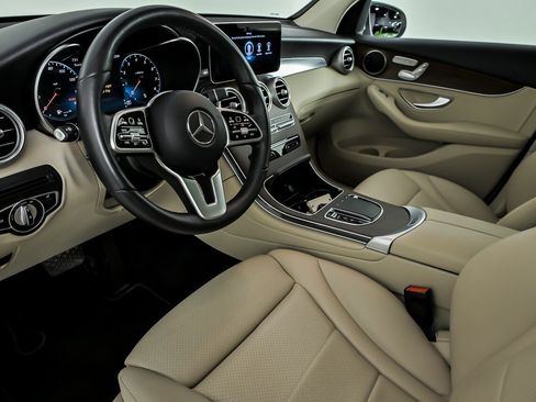 Used 2022 Mercedes-Benz GLC 300 4MATIC image 20