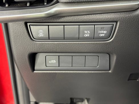 Used 2024 MAZDA CX-90 3.3 Turbo w/ Preferred Plus image 17