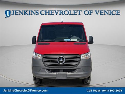 Used 2024 Mercedes-Benz Sprinter 2500 image 12
