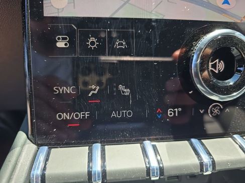 New 2026 GMC Terrain AT4 w/ Technology Package II AWD/4WD image 21