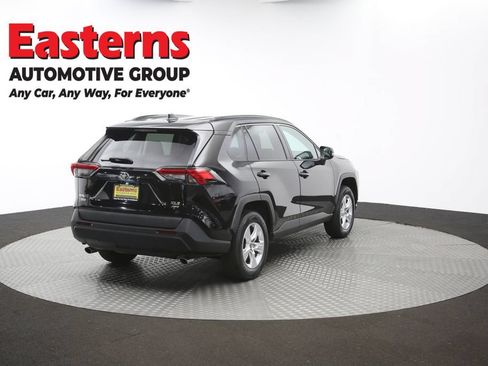 Used 2021 Toyota RAV4 XLE AWD/4WD image 39