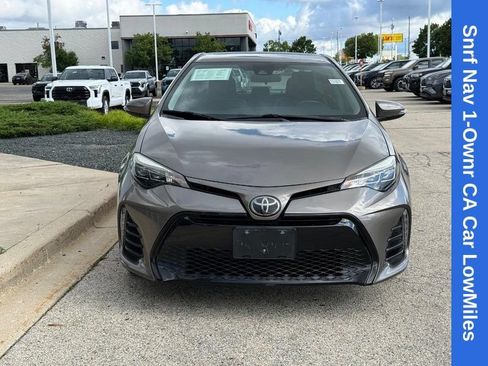 Used 2019 Toyota Corolla SE w/ SE Premium Package FWD image 8