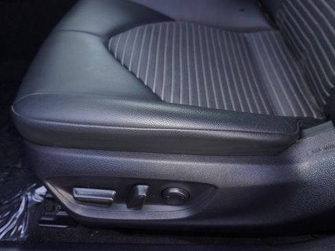 Certified 2023 Toyota Camry SE image 11