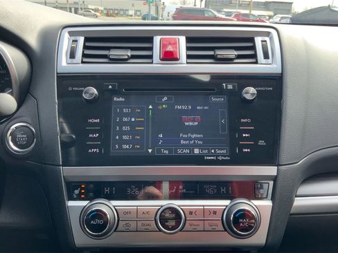 Used 2017 Subaru Legacy 2.5i Limited image 13