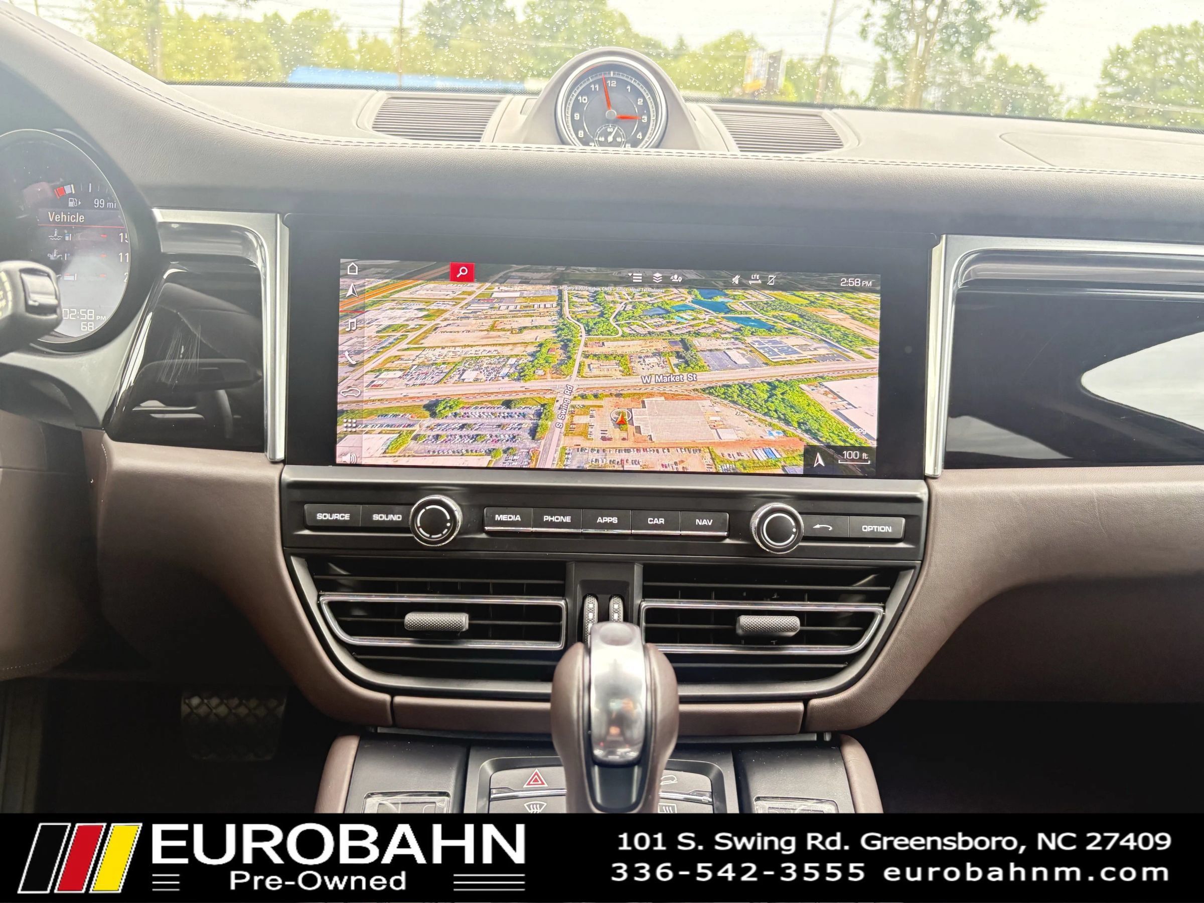 Used 2021 Porsche Macan S AWD/4WD image 21