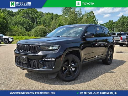 Used 2023 Jeep Grand Cherokee Limited w/ Luxury Tech Group II AWD/4WD image 1