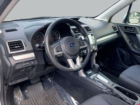 Used 2018 Subaru Forester 2.5i Premium w/ All-Weather Package AWD/4WD image 18