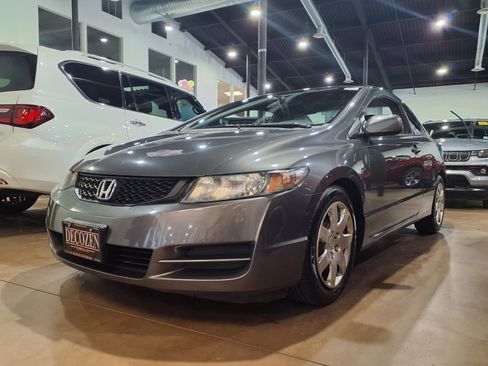 Used 2011 Honda Civic LX image 3
