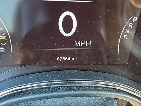 Used 2019 Jeep Grand Cherokee Altitude AWD/4WD image 18