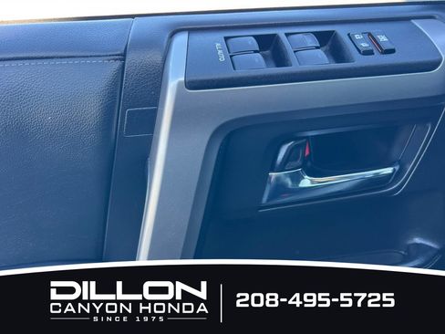 Used 2021 Toyota 4Runner SR5 Premium w/ Moonroof Package AWD/4WD image 11