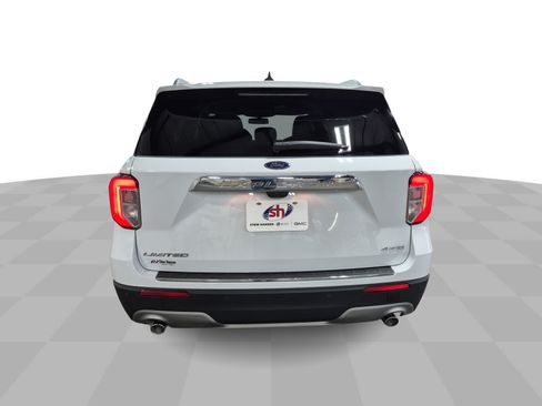 Used 2023 Ford Explorer Limited AWD/4WD image 8