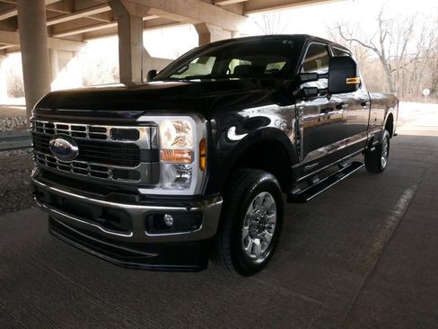 Used 2024 Ford F250 XLT image 25