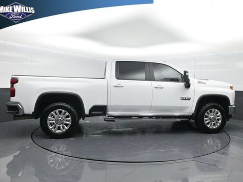 Used 2020 Chevrolet Silverado 2500 LT w/ Texas Edition AWD/4WD image 8