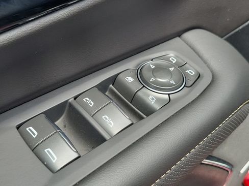 Certified 2025 Chevrolet Tahoe Premier AWD/4WD image 27