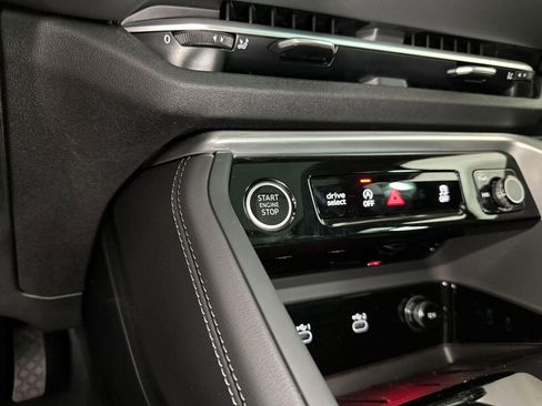New 2025 Audi Q5 Premium Plus image 17