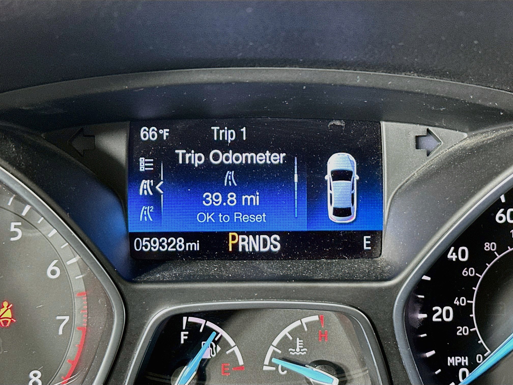 Used 2017 Ford Focus Titanium FWD image 18