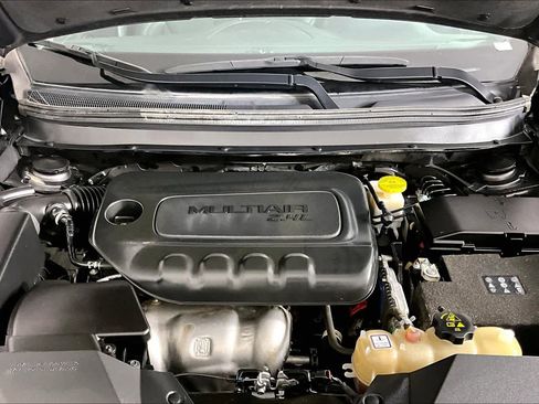 Used 2020 Jeep Cherokee Limited FWD image 31