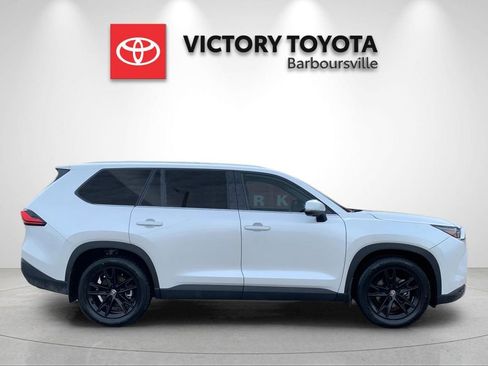 Used 2024 Toyota Grand Highlander Platinum image 6