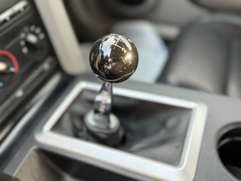 Used 2008 Ford Mustang GT Premium image 9