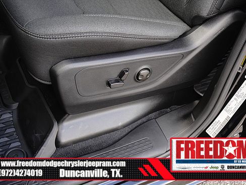 Used 2026 RAM 1500 Big Horn AWD/4WD image 36