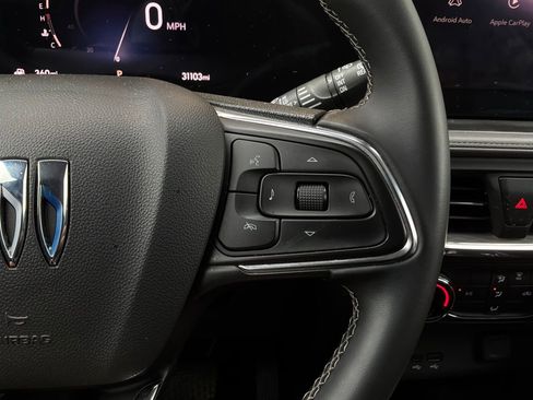 Used 2025 Buick Encore GX Preferred FWD image 31