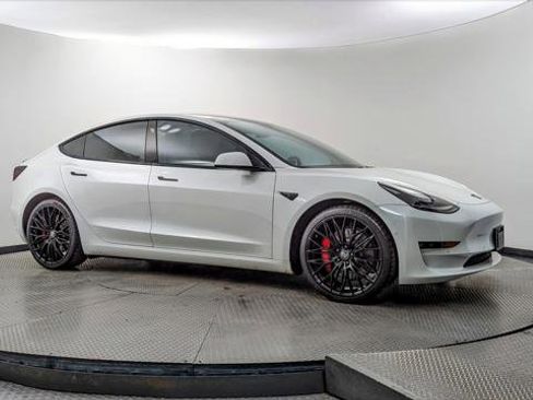 Used 2021 Tesla Model 3 Performance image 9