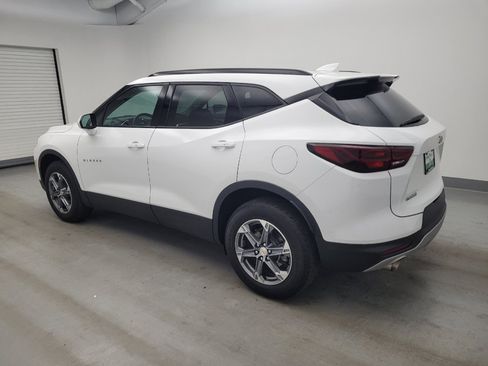 Used 2024 Chevrolet Blazer LT w/ Convenience Package FWD image 3