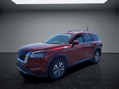 Used 2024 Nissan Pathfinder SL w/ Cargo Package AWD/4WD image 8