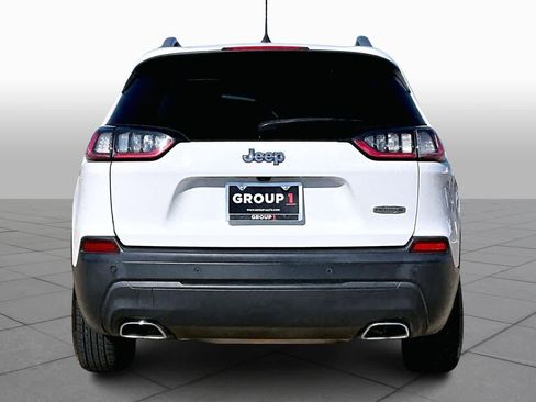 Used 2021 Jeep Cherokee Latitude Lux w/ Mopar Interior Package image 5