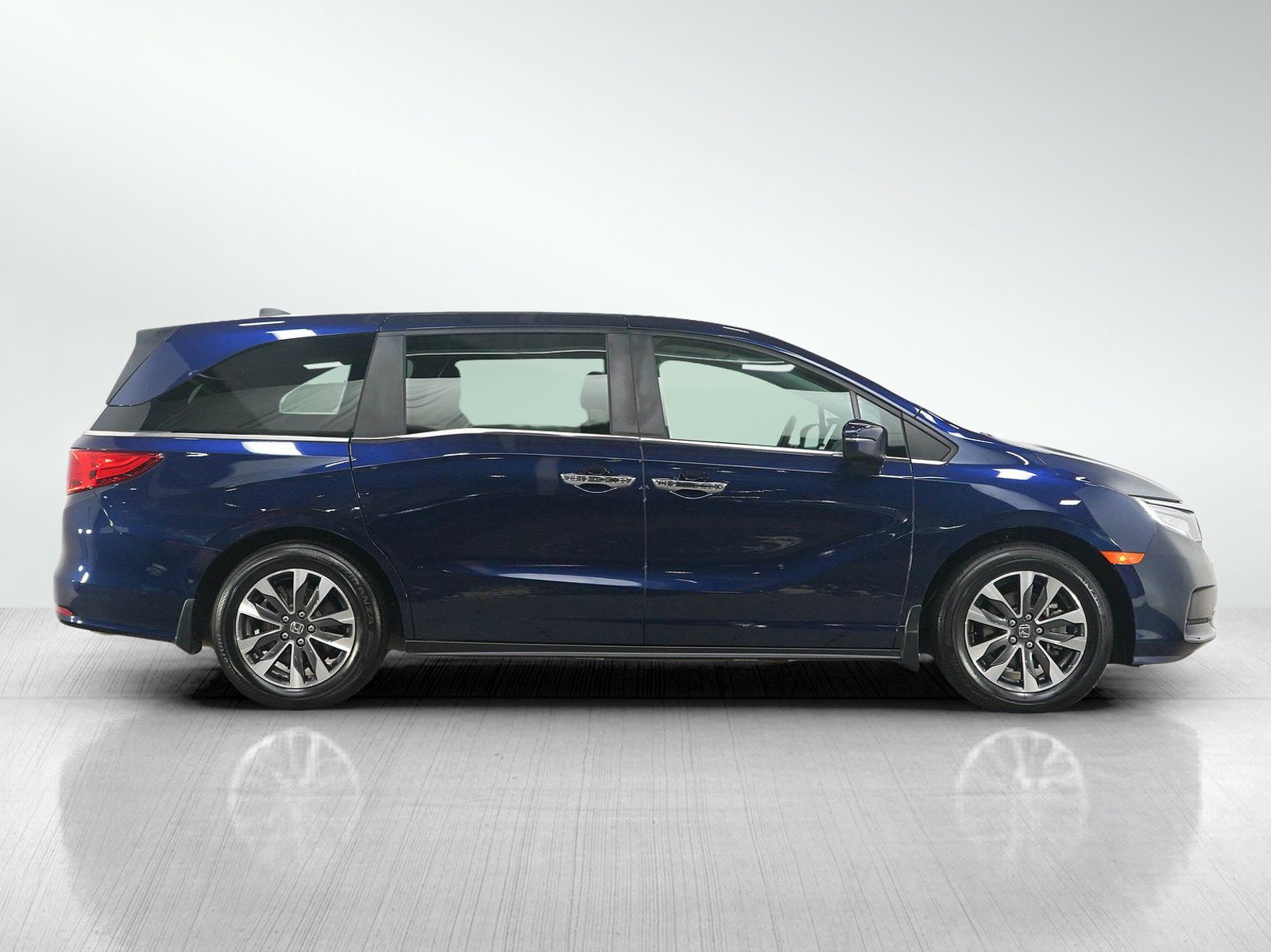 Used 2024 Honda Odyssey EX-L image 6