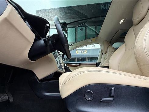 Used 2017 Tesla Model X 100D image 11