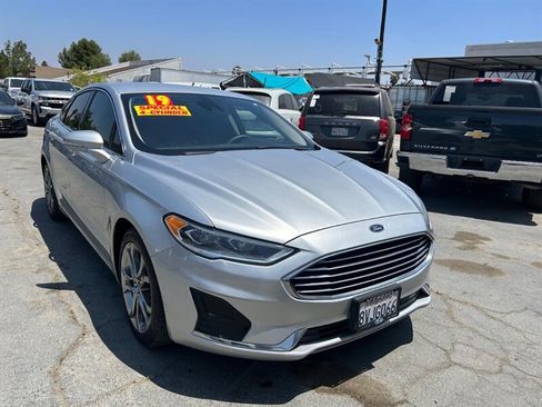 Used 2019 Ford Fusion SEL FWD image 8