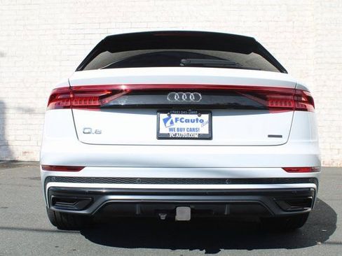 Used 2019 Audi Q8 Prestige w/ Luxury Package image 6