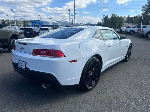 Used 2015 Chevrolet Camaro LS RWD image 5