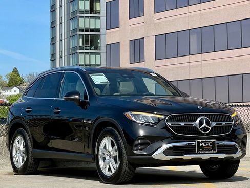 Certified 2026 Mercedes-Benz GLC 300 4MATIC image 1