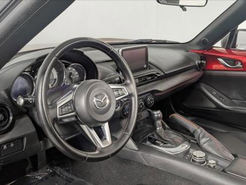 Used 2016 MAZDA MX-5 Miata Club image 14