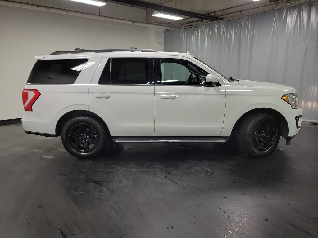 Used 2021 Ford Expedition XLT AWD/4WD image 9