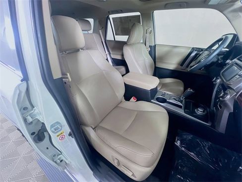 Used 2018 Toyota 4Runner Limited image 29