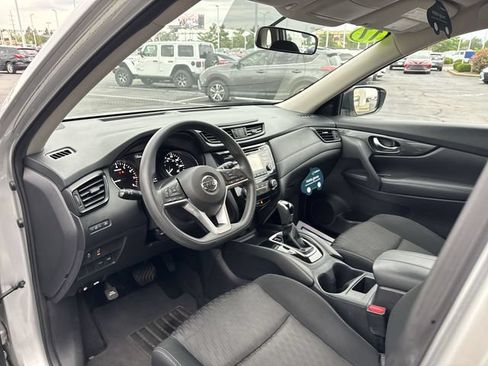 Used 2017 Nissan Rogue S FWD image 10