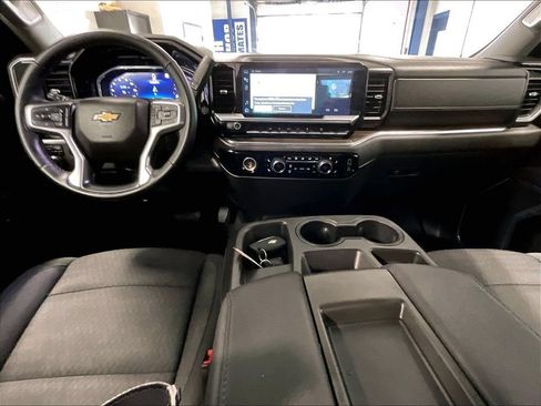 Used 2023 Chevrolet Silverado 1500 LT w/ Z71 Off-Road Package AWD/4WD image 21