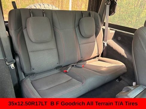 Used 2020 Jeep Wrangler Rubicon AWD/4WD image 23