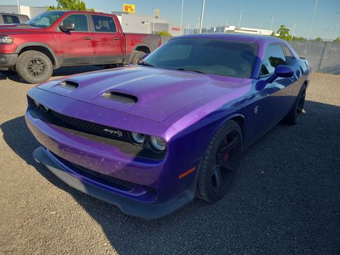 Used 2019 Dodge Challenger SRT Hellcat w/ Plus Package RWD image 1