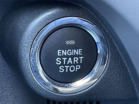 Certified 2024 Subaru Crosstrek 2.0i Premium image 28