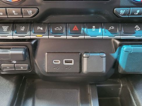 Used 2023 GMC Sierra 2500 Denali AWD/4WD image 35