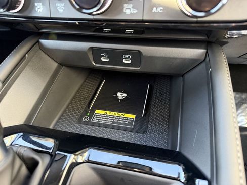 Certified 2025 Honda Accord Touring image 26