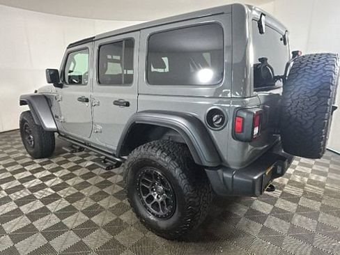 Used 2022 Jeep Wrangler Unlimited Sport AWD/4WD image 5