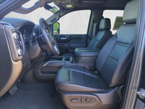 Used 2020 GMC Sierra 2500 Denali w/ Denali Ultimate Package AWD/4WD image 17