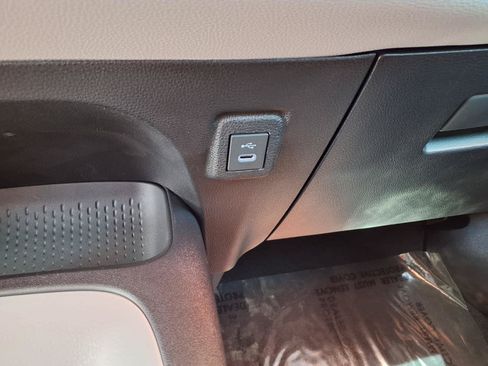 Certified 2026 Toyota Corolla SE w/ Carpet Mat Package (TMS) FWD image 24