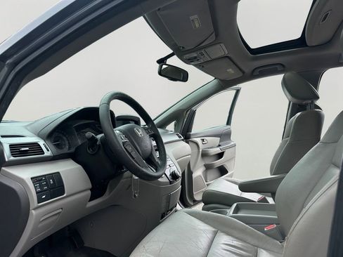 Used 2011 Honda Odyssey EX-L image 9